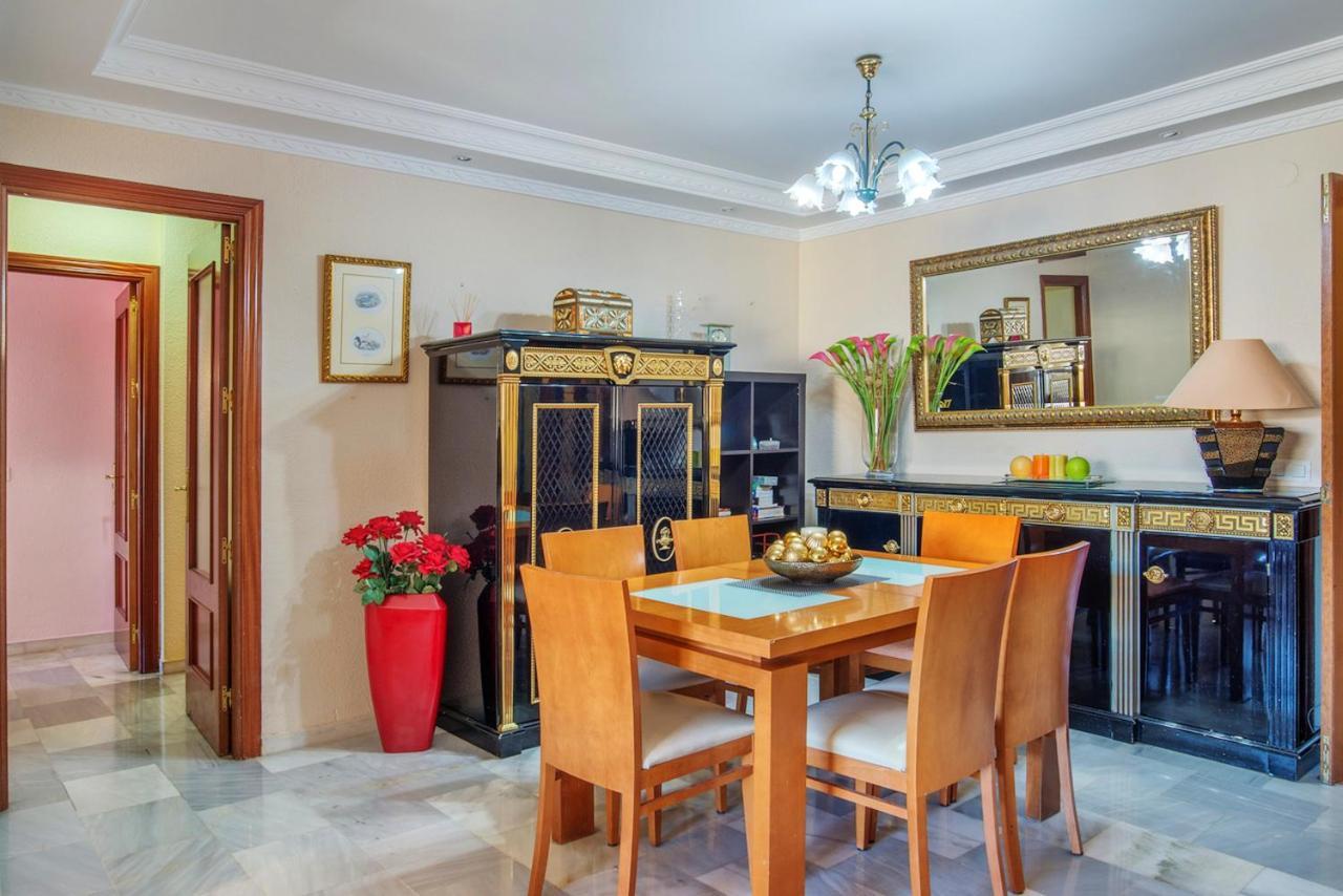 Elegant In With Sea And Mountain View. Marbella