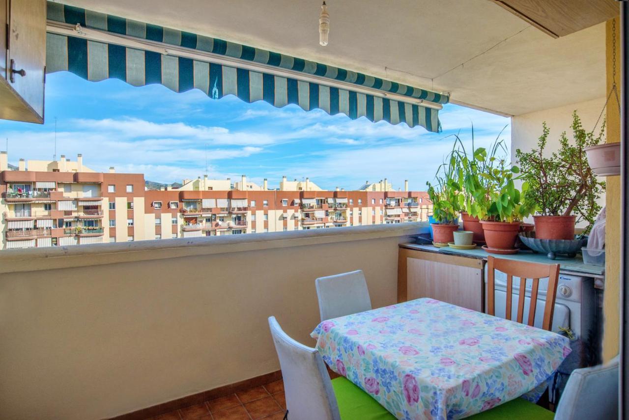 Elegant In With Sea And Mountain View. Apartment *
